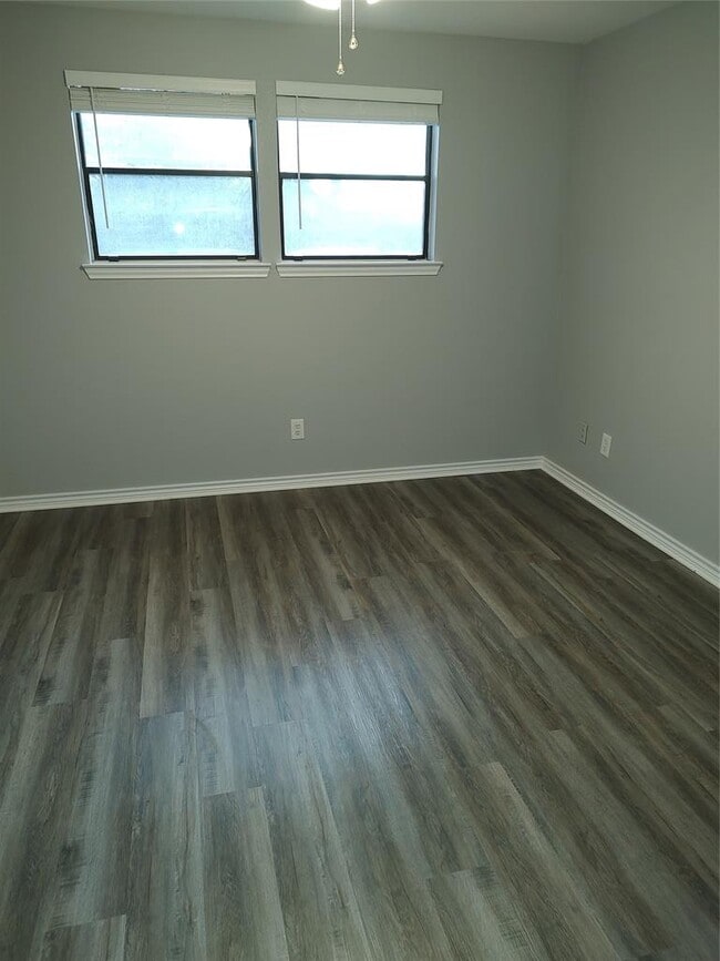 Building Photo - 1208 Gingerlily Cove