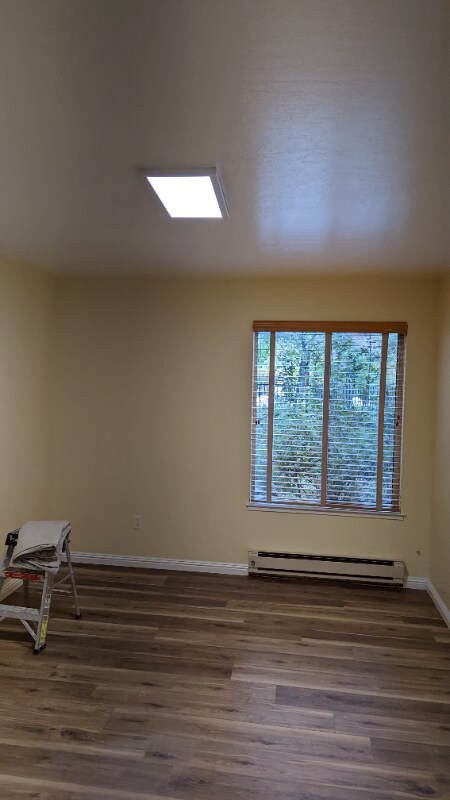 Building Photo - 1760 Halford Ave
