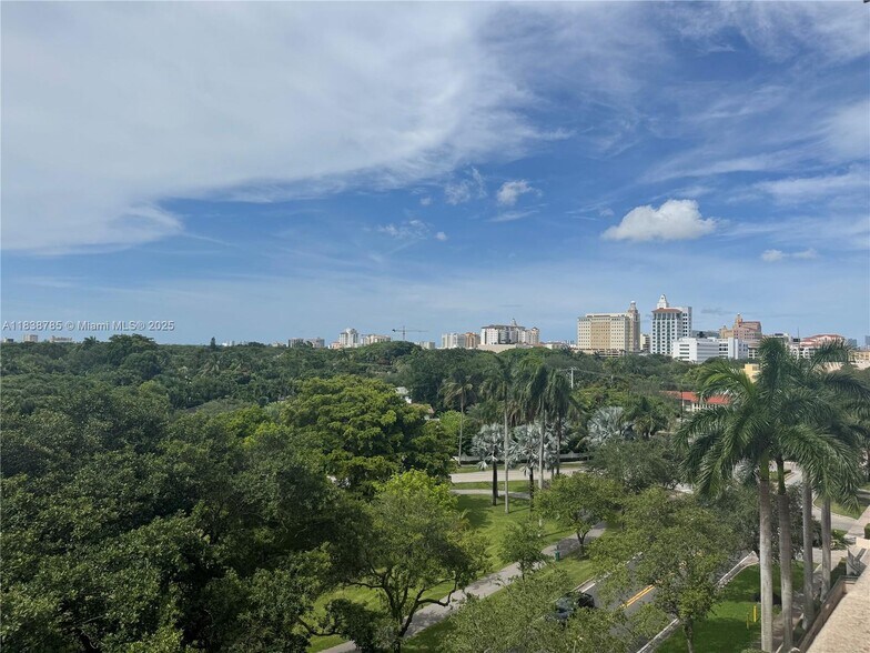 Building Photo - 626 Coral Way