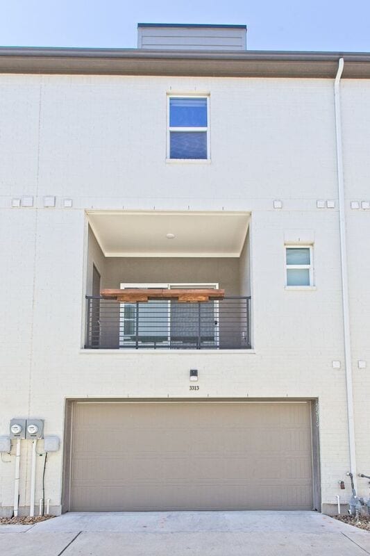 Building Photo - 3313 Wynwood Dr