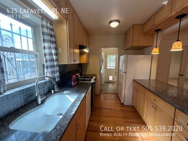 Building Photo - 435 Lafayette Pl NE