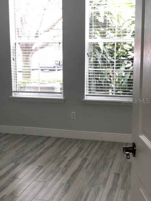 Building Photo - 11565 Mizzon Dr