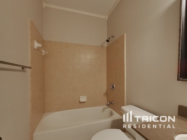 Building Photo - 46 Coopers Glen Dr SW