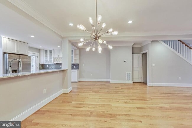 Building Photo - 5415 Illinois Ave NW