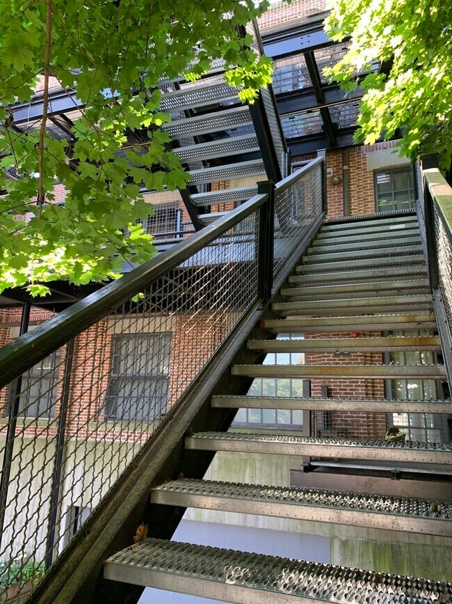 Building Photo - 1 Tannery Brook Row