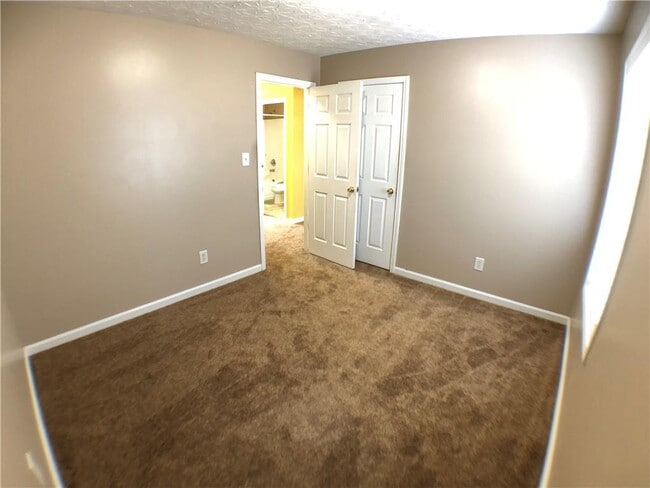 Building Photo - 3337 Baymount Way