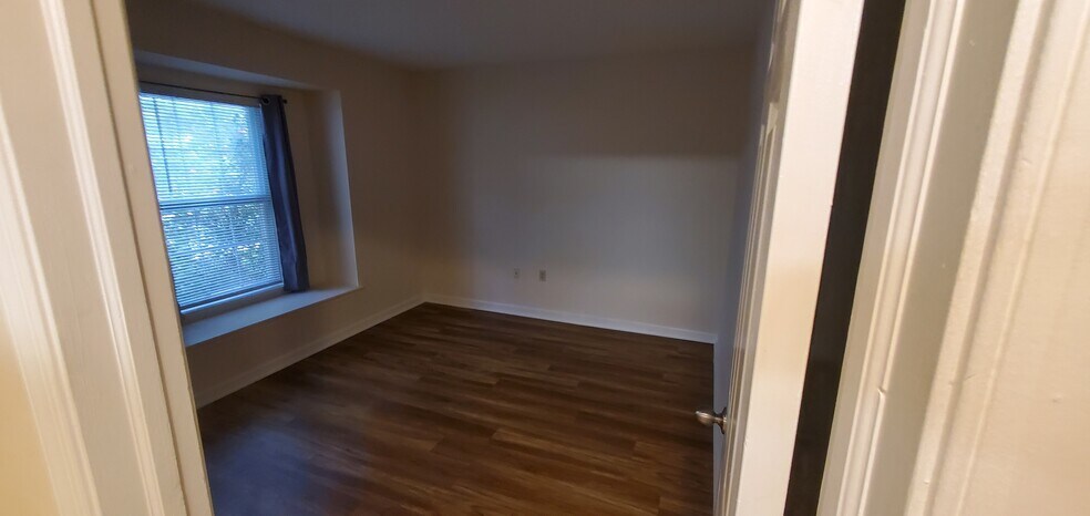 Building Photo - 432 Westridge Dr