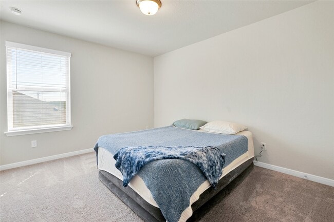 Building Photo - 1560 Arcadian Lily