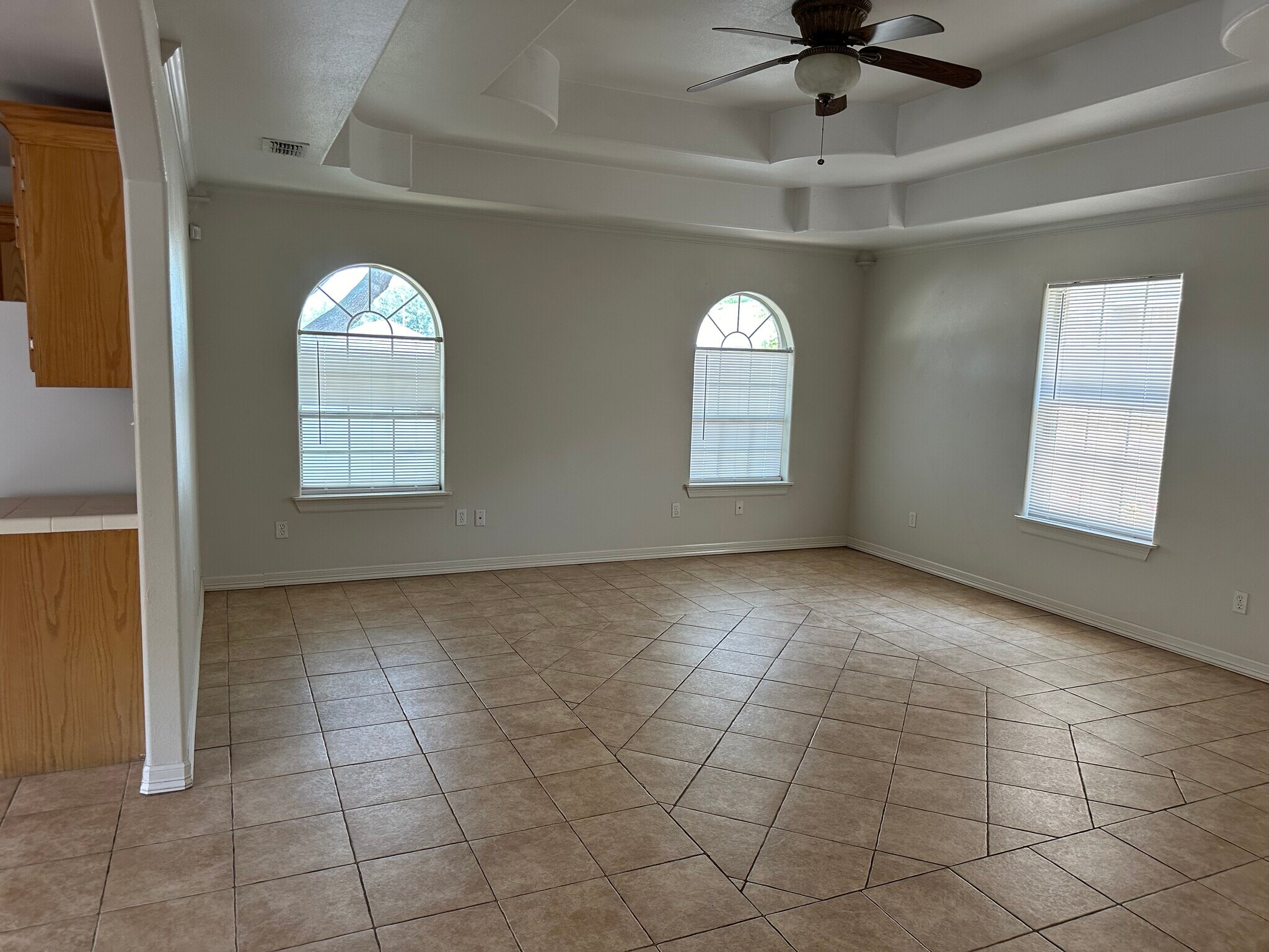 Building Photo - 3804 Zelma St