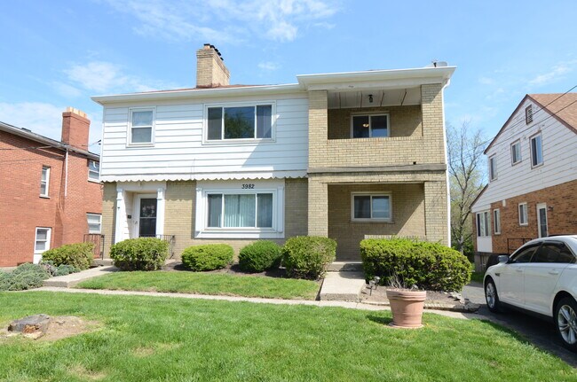 Building Photo - 3982 Longford Dr