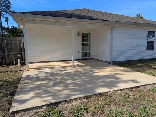 Building Photo - 9044 Quail Roost Dr