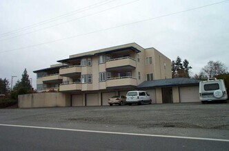 Building Photo - Condo in Blaine for Rent
