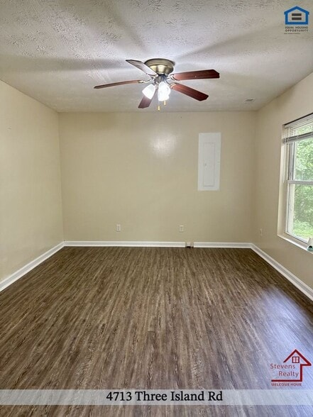 Building Photo - 4713 3 Island Rd