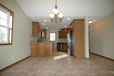 Building Photo - 691 Denise Dr