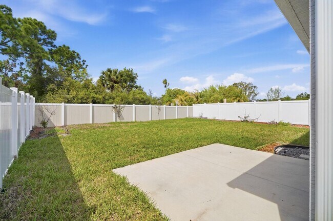 Building Photo - 55 Matanzas Lakes Dr