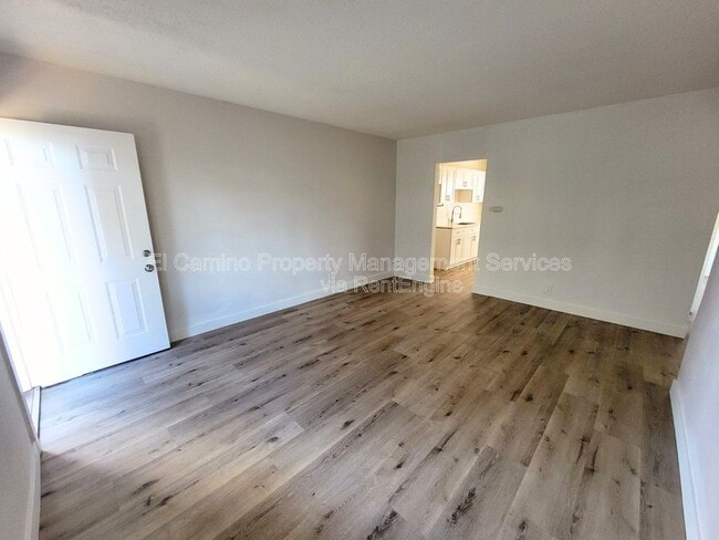 Building Photo - 7722 Walker Ave
