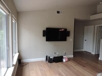 Building Photo - 4150 Manchester Dr