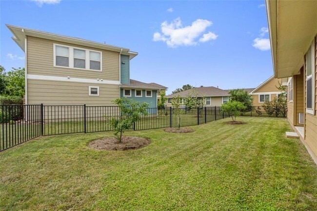 Building Photo - 10639 Wills Lp