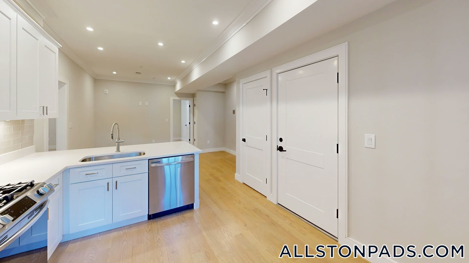 Building Photo - 161 Allston St