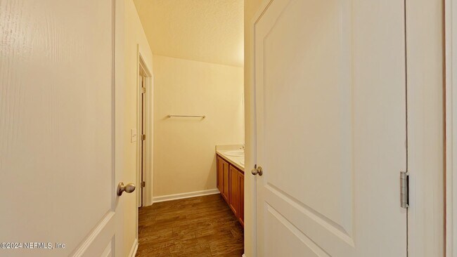 Building Photo - 3583 Shiner Dr