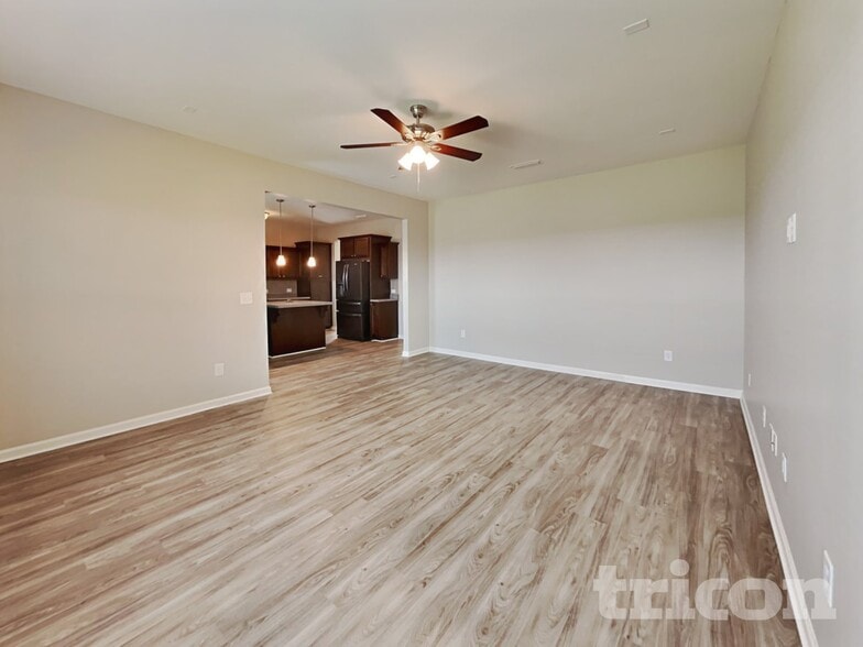 Building Photo - 2215 Osprey Ln