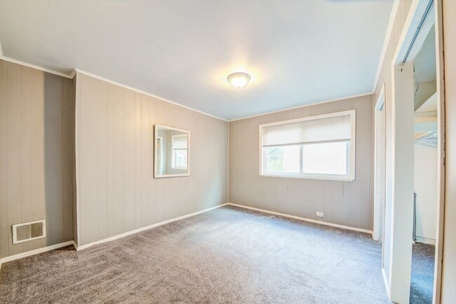 Building Photo - 311 Boggs Ave