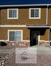 Building Photo - 7783 Sand Lake Heights