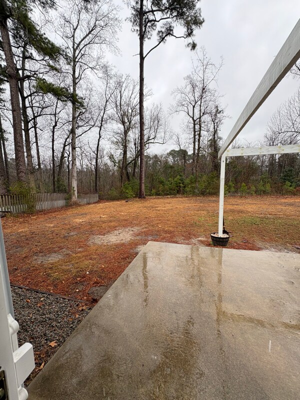 Building Photo - 20 Twin Oaks Dr