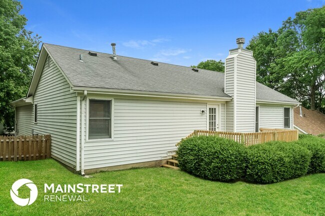 Building Photo - 10714 English Oak Ct