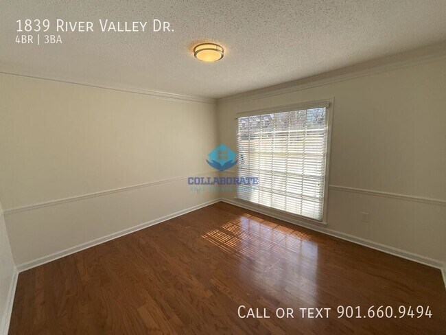 Building Photo - 1839 River Valley Dr
