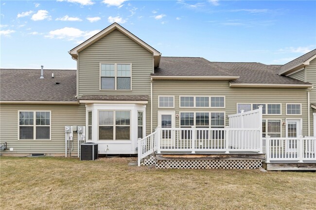 Building Photo - 7149 Challenger Cir