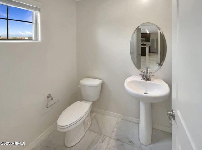 Building Photo - 8065 W Agora Ln