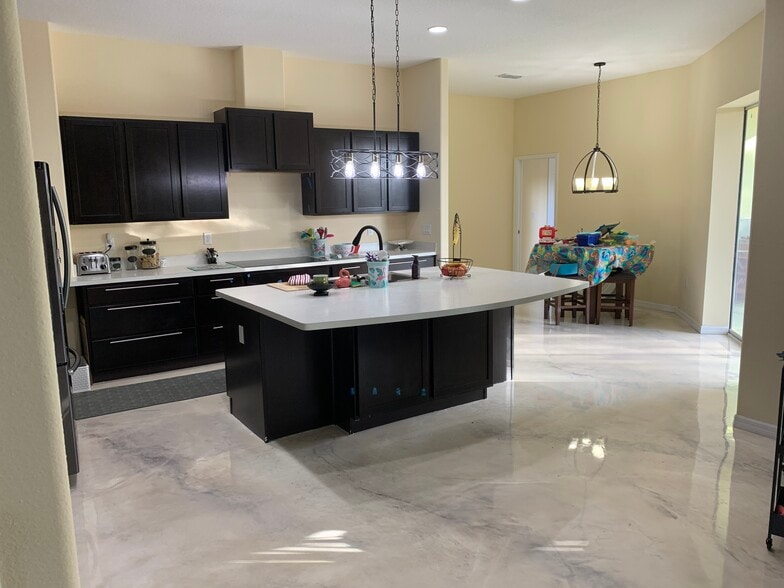 Building Photo - 11062 Liberto Rd