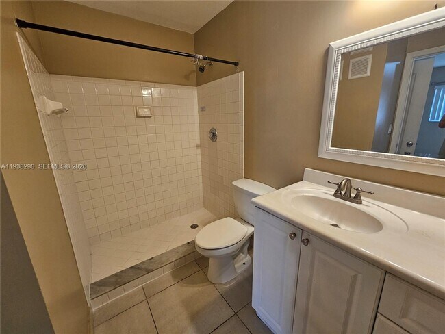 Building Photo - 19760 SW 103rd Ct