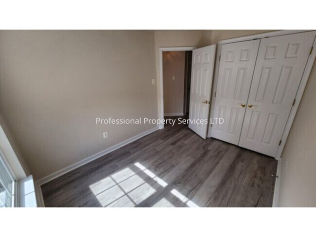 Building Photo - Price Correction! Luxury Townhome In The Villages Of Urbana