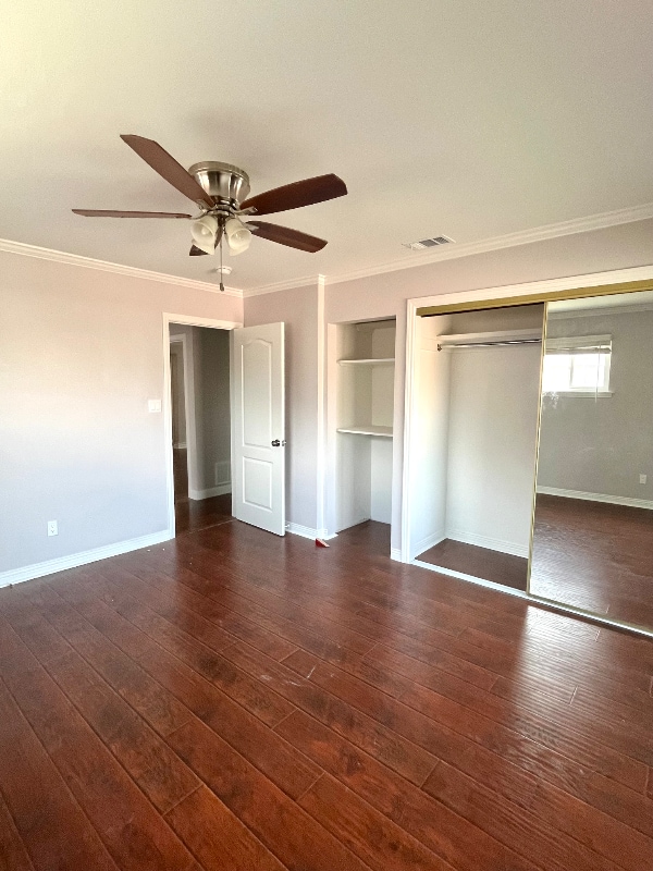 Building Photo - 15535 Saranac Dr