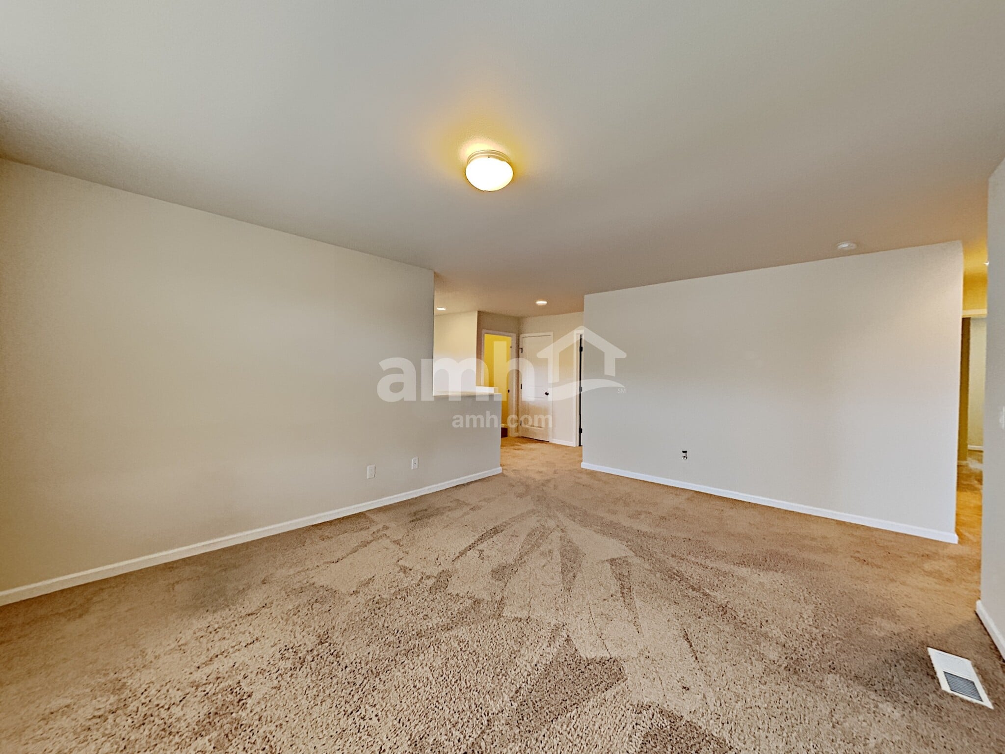 Building Photo - 370 Lolo Trail Ave