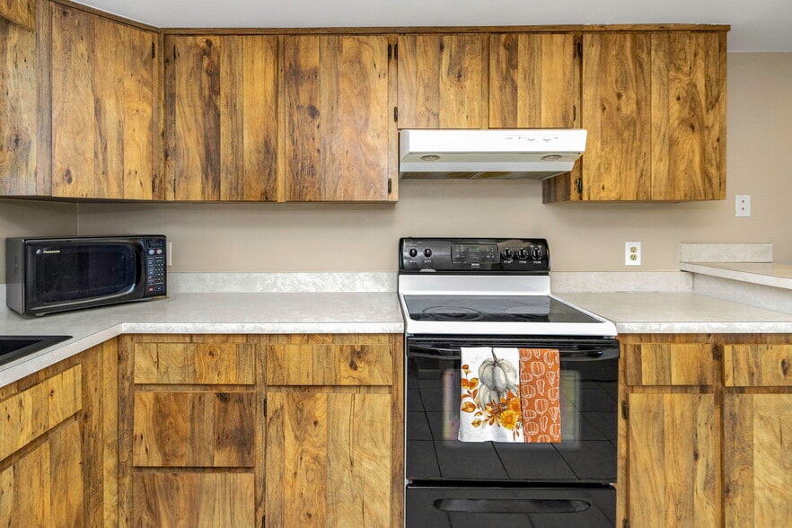 Building Photo - 12300 Park Blvd