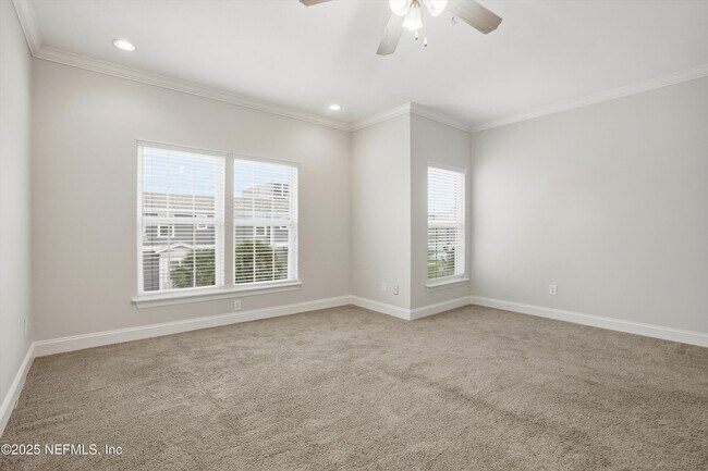 Building Photo - 1330 2nd St S