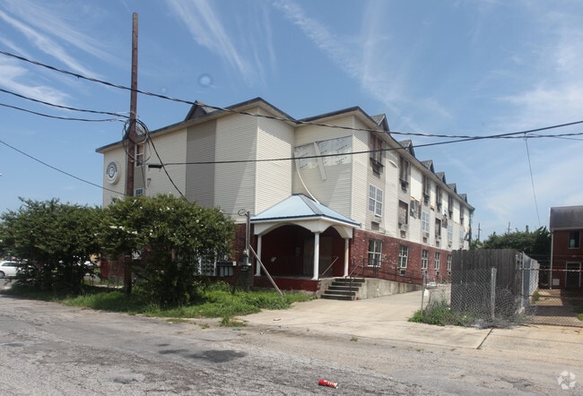 Building Photo - Cornerstone