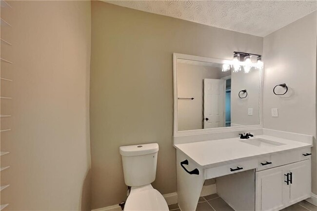 Building Photo - 2795 Kakki Ct