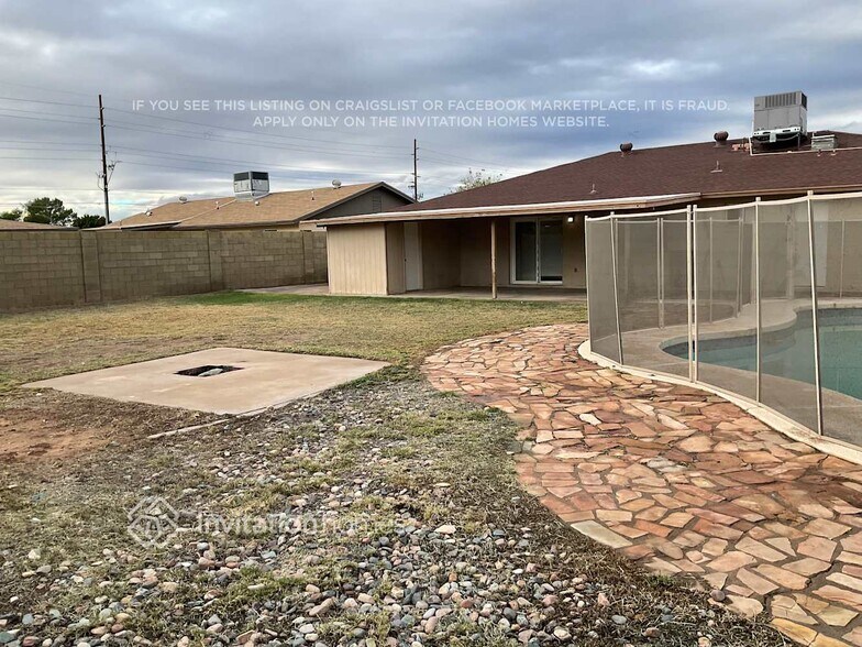 Building Photo - 4229 W Mescal St