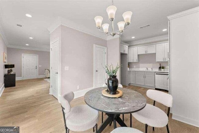 Building Photo - 502 Washington St NW