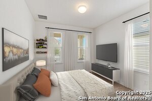 Building Photo - 3538 Silver Set