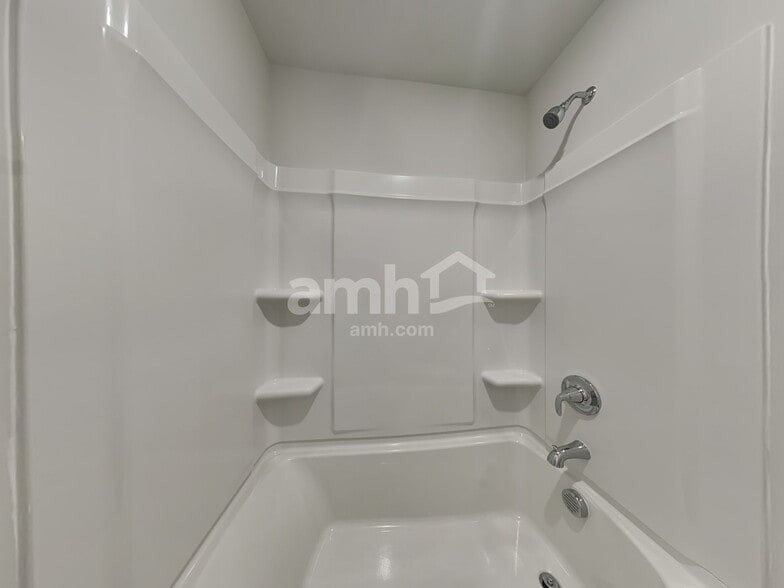 Building Photo - 3984 Zepelin Wy