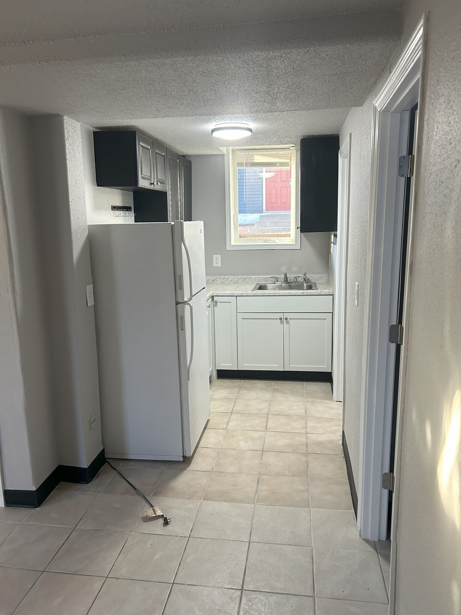 Lower - 613 N Franklin Ave