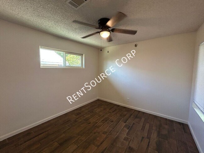 Building Photo - 504 W. Avenue J4-Unit 508A