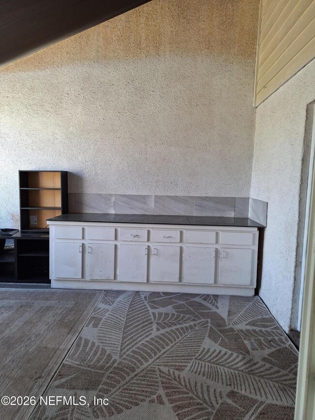 Building Photo - 3459 Excalibur Way E