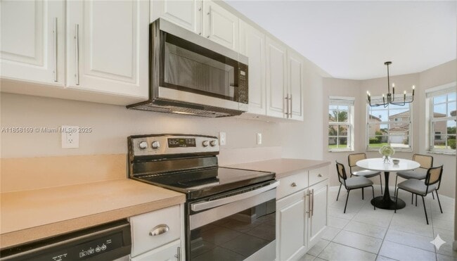 Building Photo - 8743 SW 213th Ln