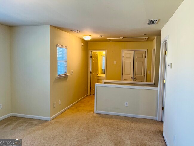 Building Photo - 2042 Appaloosa Way